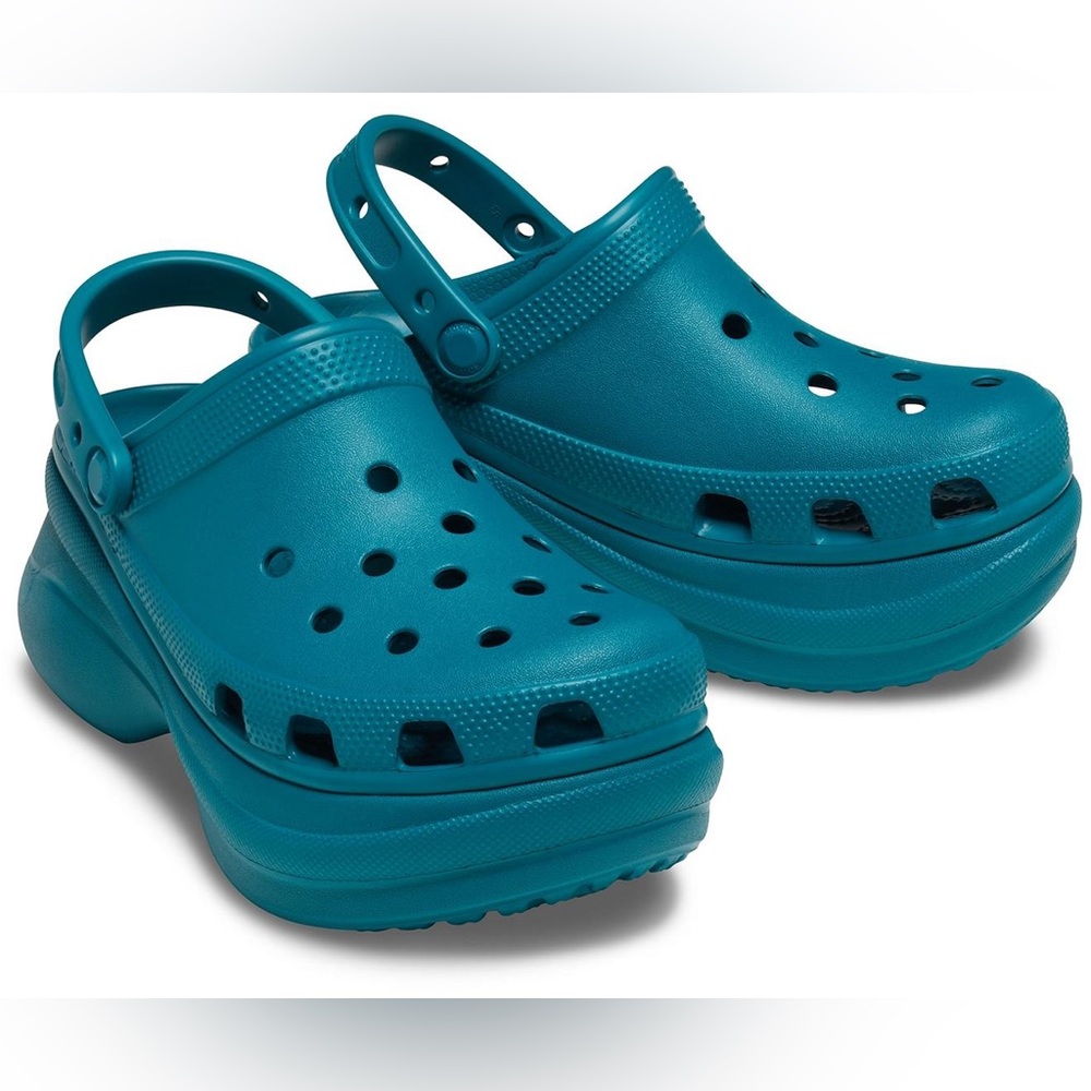 Crocs Bae Clog OG Beautiful Turquiose Color Women’s Size 7